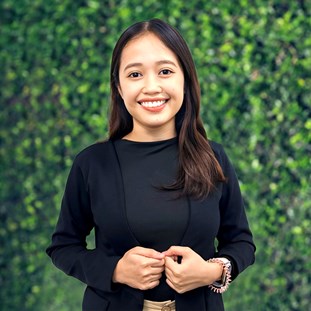 Nicole Julia ToledoPhoto